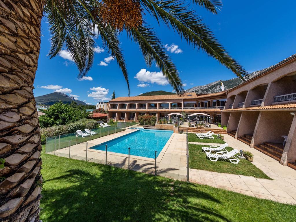 Noemys Toulon La Valette - Hotel Restaurant Avec Piscine Exterior photo